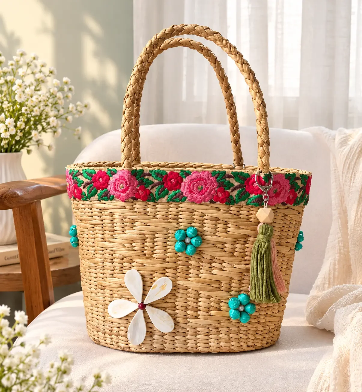 Floral Embellished Water Hyacinth Tote